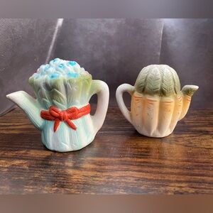 Vintage Noble Hall Teapot Salt and Pepper Shaker Set Small Decorative Use